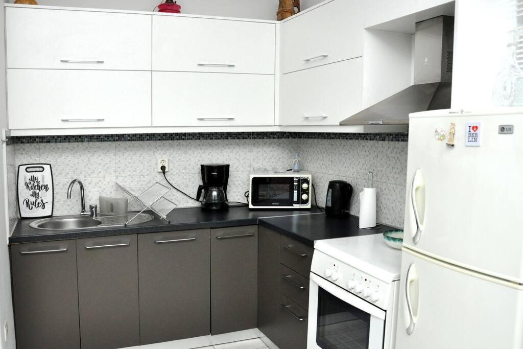 Koukakis Sunshine Roof Apartment Athen Exterior foto